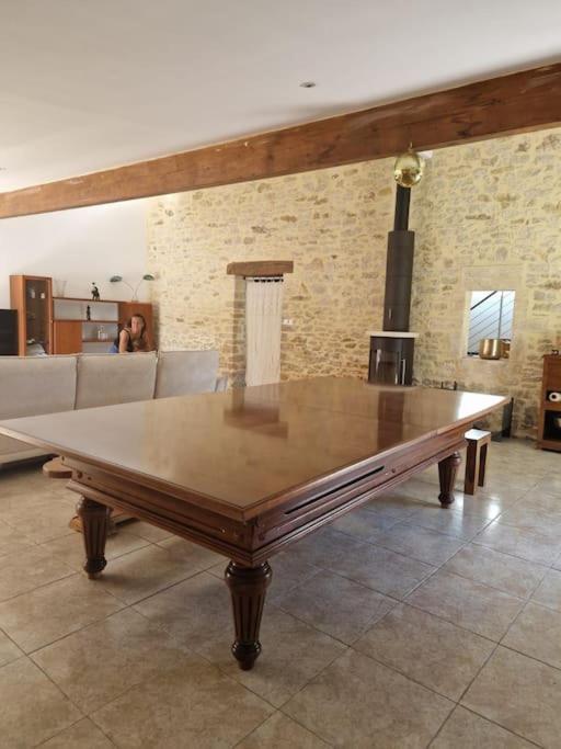 Demeure En Pierre Avec Piscine Privee Vila Etauliers Exterior foto